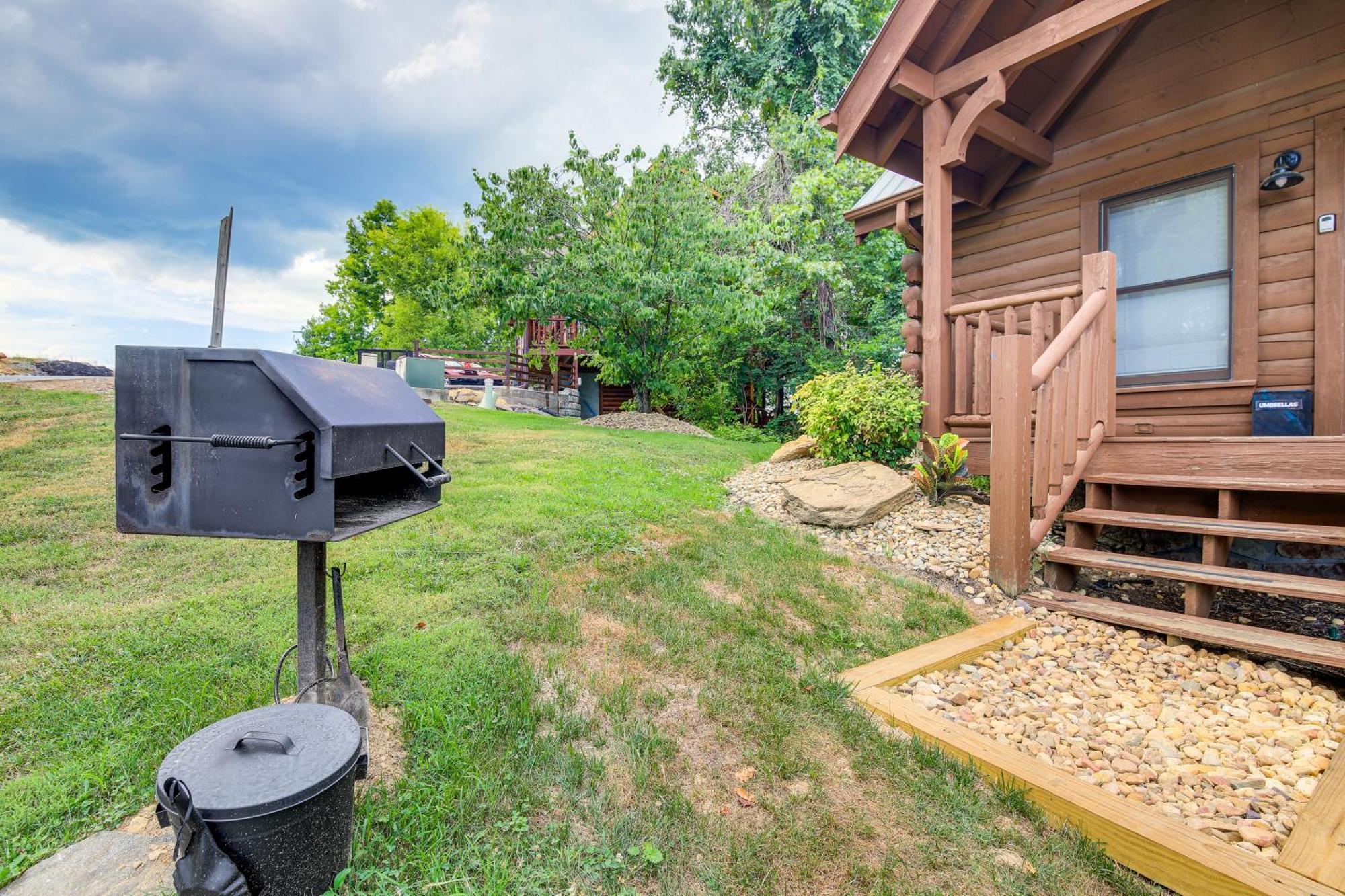 Pigeon Forge Cabin Premier Location And Hot Tub Экстерьер фото