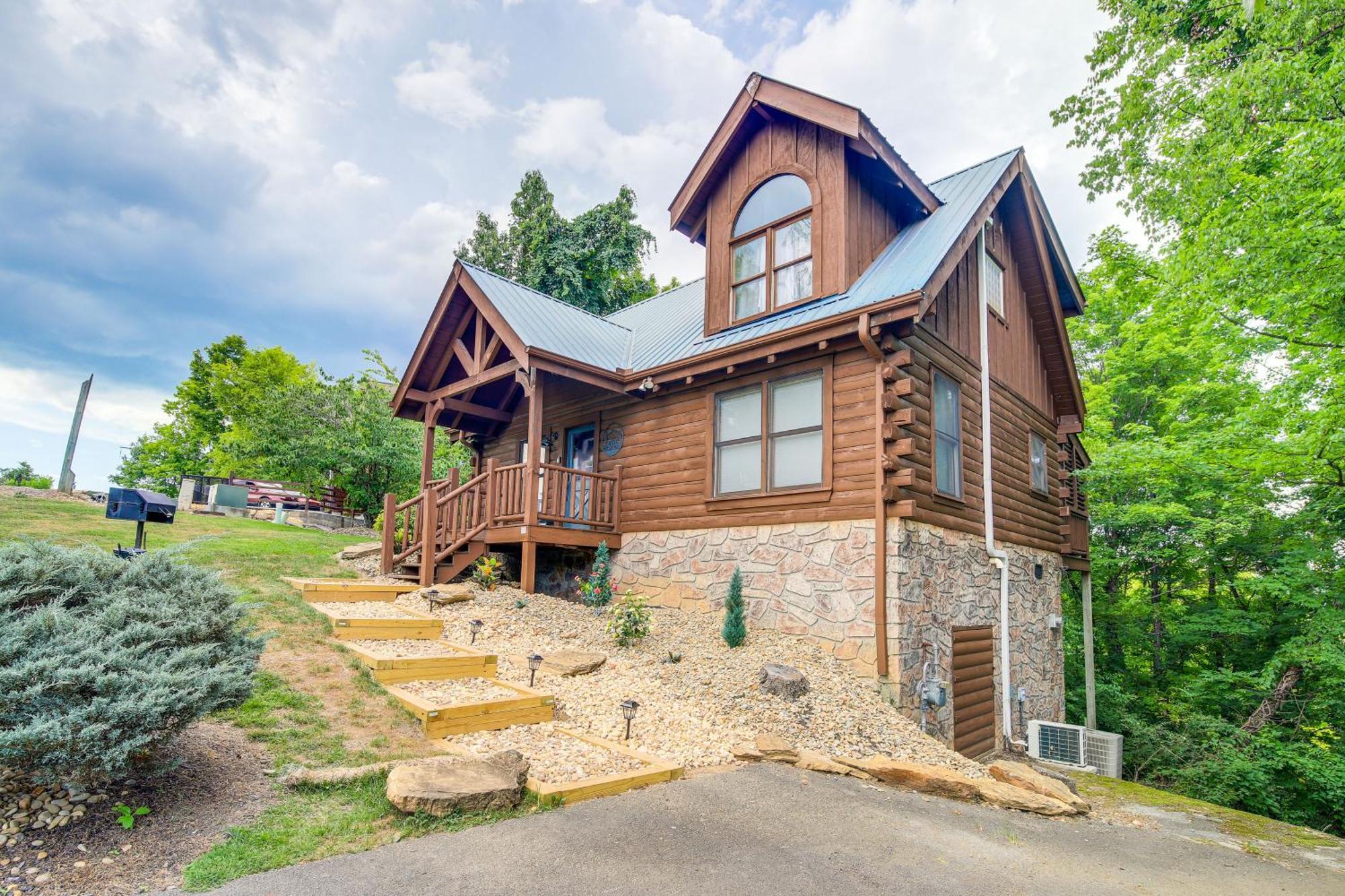 Pigeon Forge Cabin Premier Location And Hot Tub Экстерьер фото