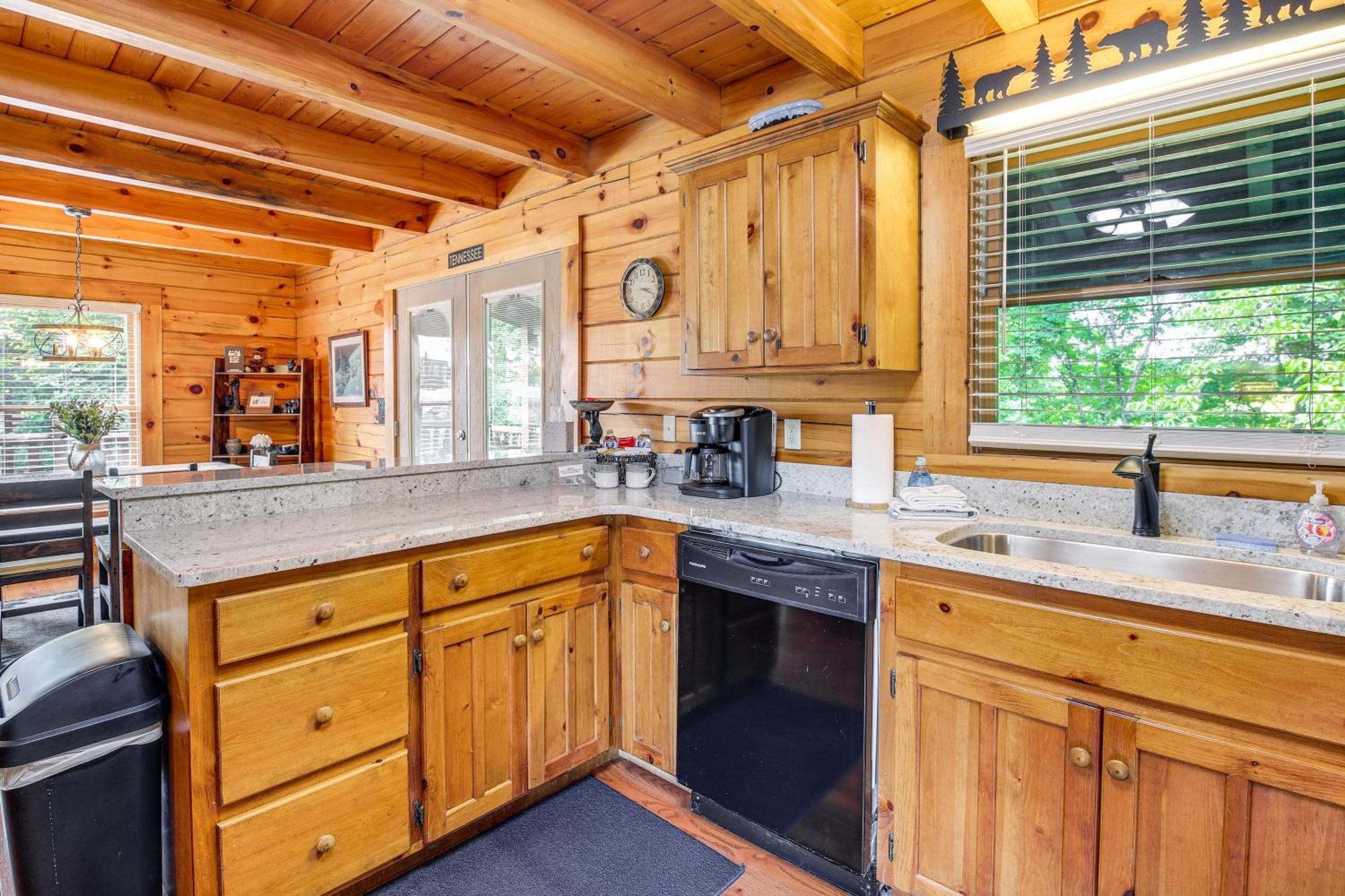 Pigeon Forge Cabin Premier Location And Hot Tub Экстерьер фото
